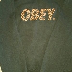 Obey Pullover Sweater ❤